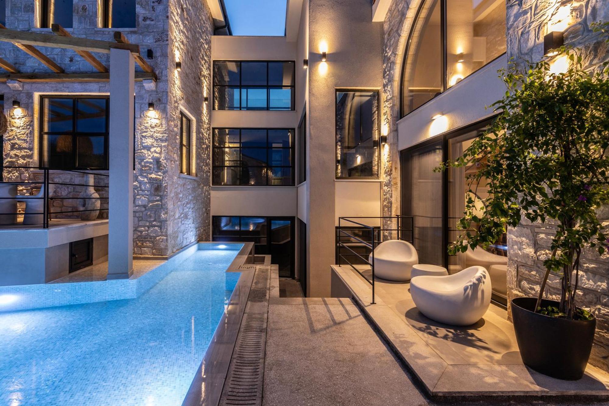 Nikoleta And Hotel 3*